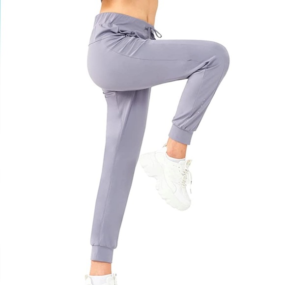 Women’s joggers - Picture 5 of 11
